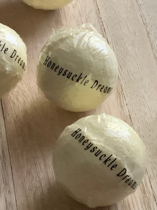 Honeysuckle Dreams Bath Bomb