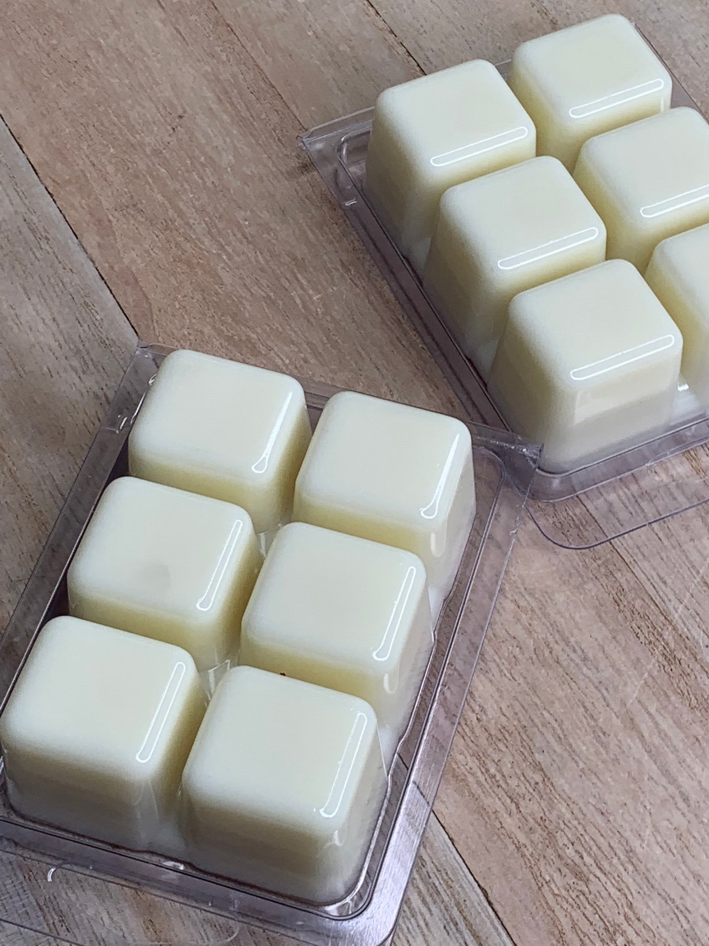 Pineapple Kisses Soy Wax Melts